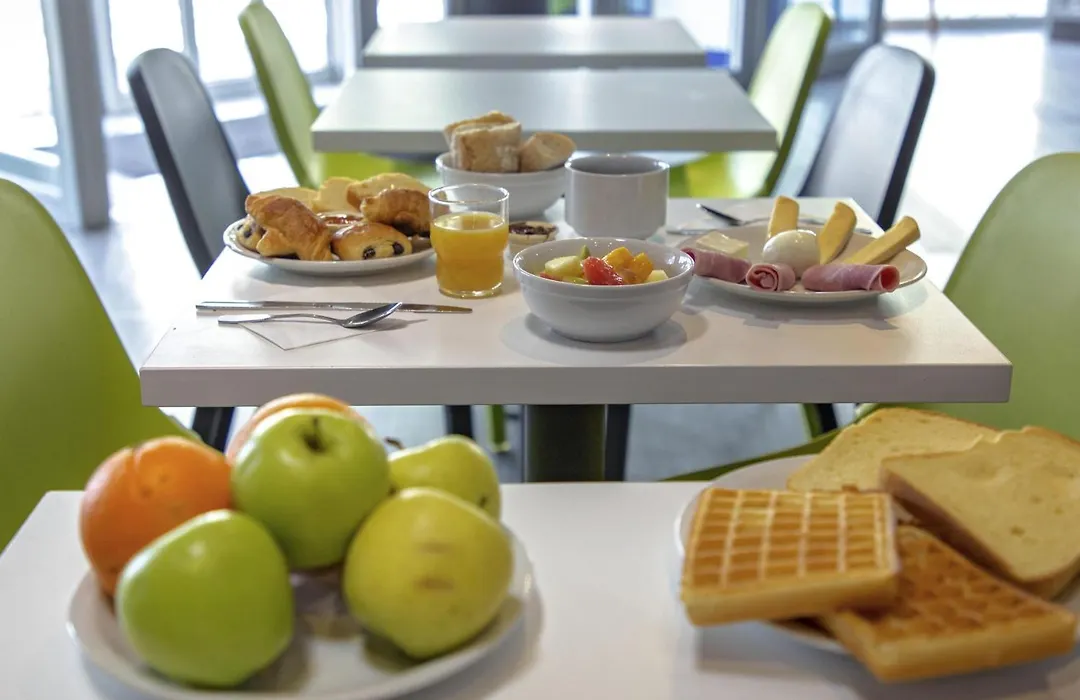 ibis budget Aubagne Paluds Agora-1